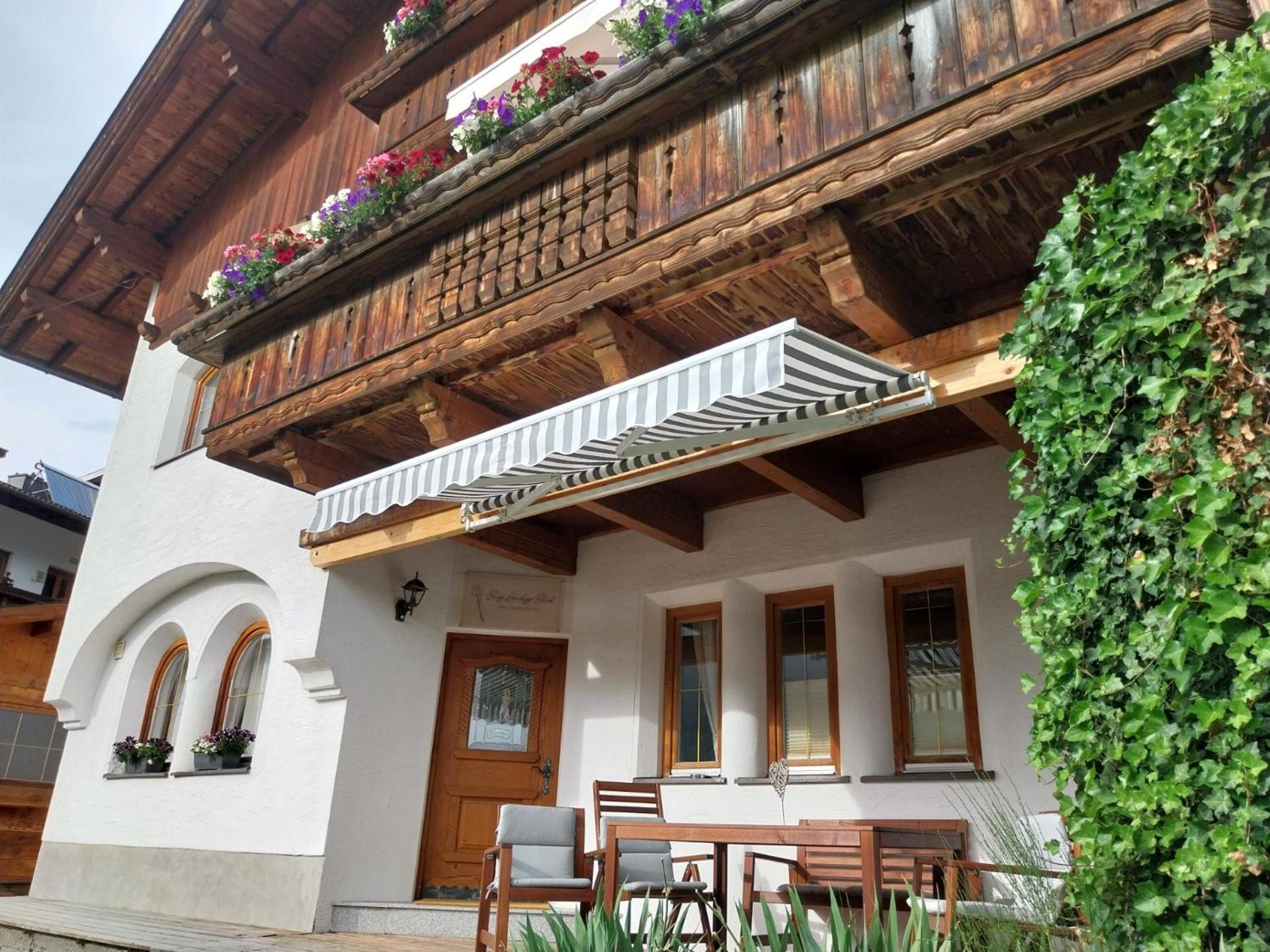 Apartamento Burg Laudegg Blick Faggen Exterior foto